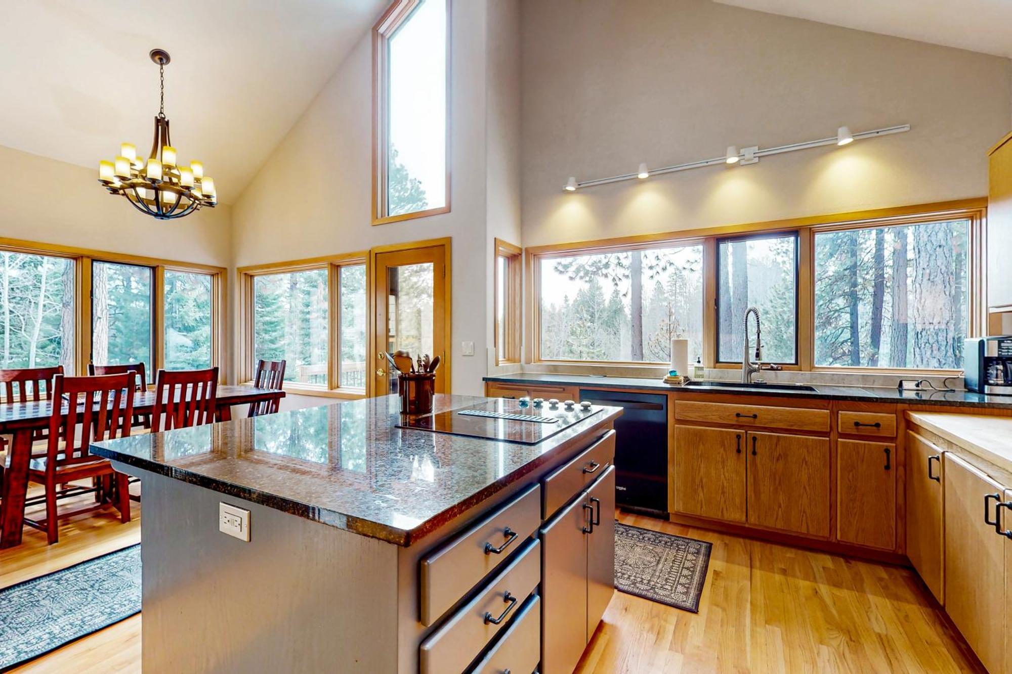 Black Butte Ranch: Hilltop Getaway Exterior photo